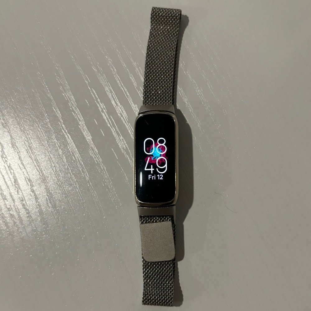 Fitbit Gold Luxe Watch